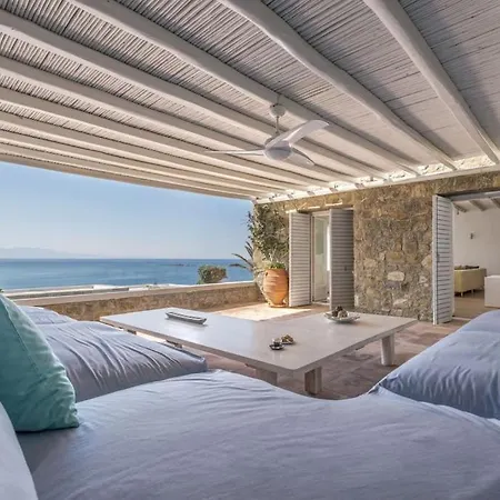 Ostraco, Beachfront House 50m From The Kalafatis