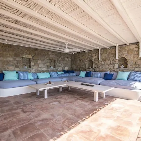 Villa Ostraco, Beachfront House 50m From The *